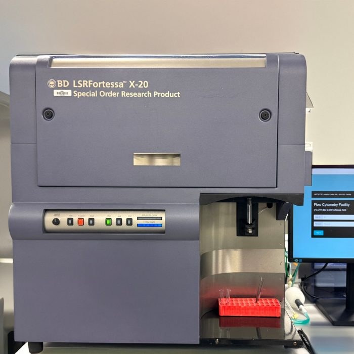 BD LSRFortessa X-20 Cell Analyzer